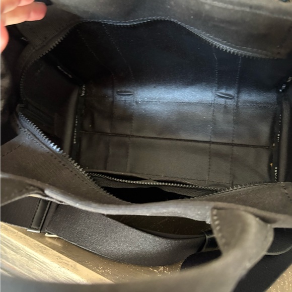 Marc Jacobs Black Crossbody Tote Bag - Picture 5 of 7